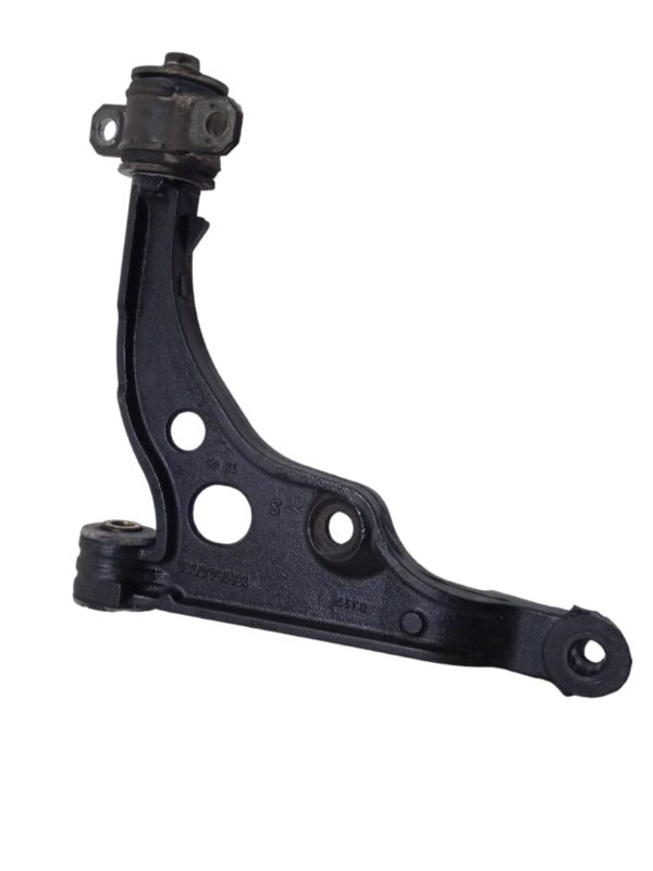 BRAZO SUSPENSION INFERIOR DEL IZQ 16″ FIAT DUCATO 2.8TD AÑO 2005