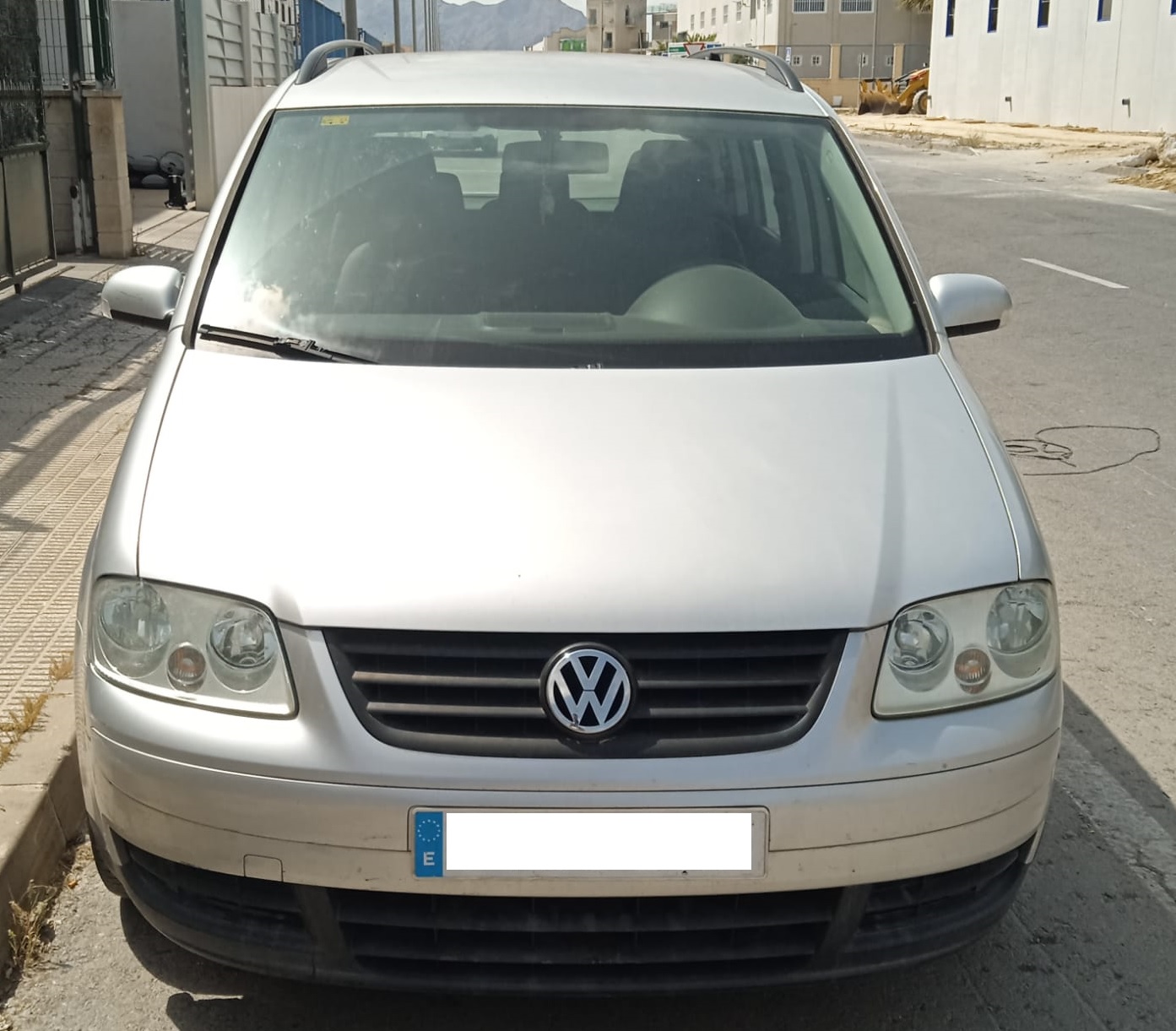 Coche WW TOURAN  1.9 TD Motor: D-BKC